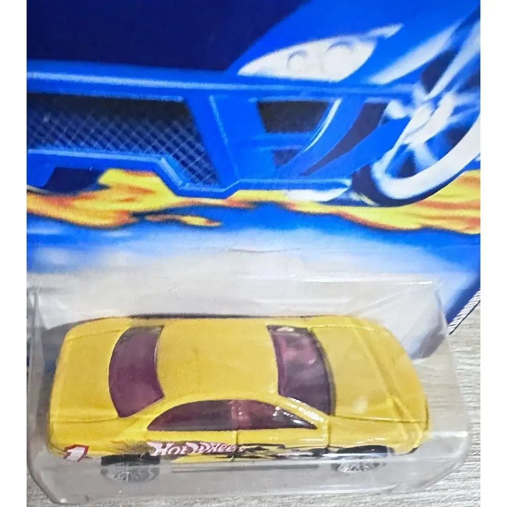 HOT WHEELS OLDSMOBILE OLDS AURORA Collector #230 Hotwheels H80